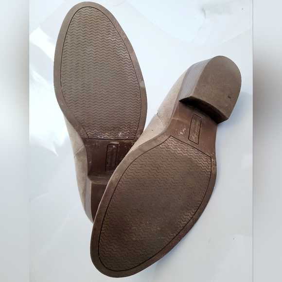 American Eagle Shannon Women's Ankle Boots Pull On Taupe Vegan Suede US 11 - Picture 8 of 16